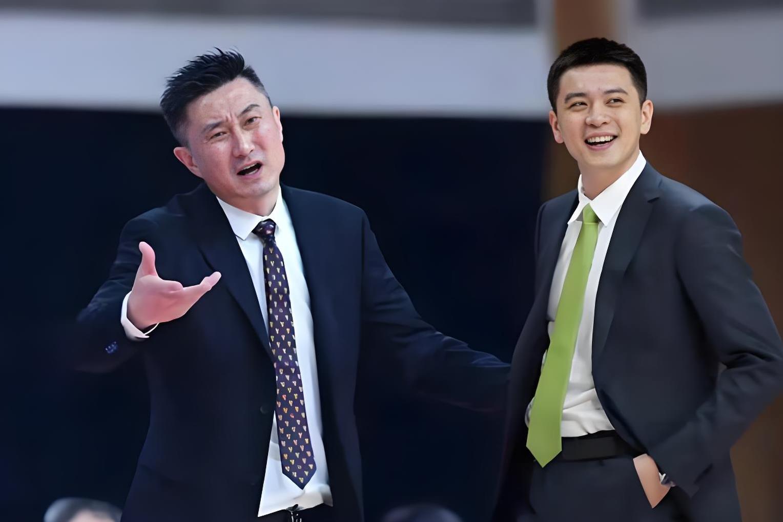 贝博官方入口CBA季后赛转会期再迎强敌，夏洛特黄蜂再遭质疑，主帅态度——信心回归，控场能力受关注的简单介绍