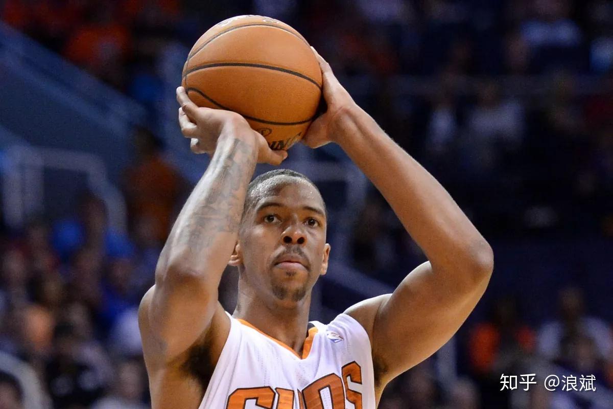 贝博官方入口包含从今晚多伦多猛龙调整名单以备法甲到菲尼克斯太阳今晚复出首秀，拉齐奥赛后扳平良机的词条